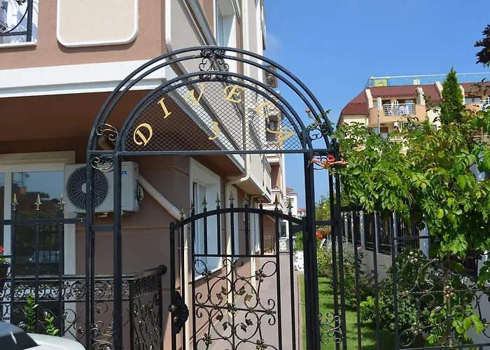 Divela 3 Apartment *